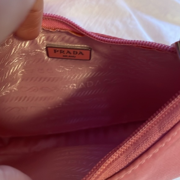 Re-Nylon Prada Re-Edition 2000 mini-bag pink - Picture 5 of 8